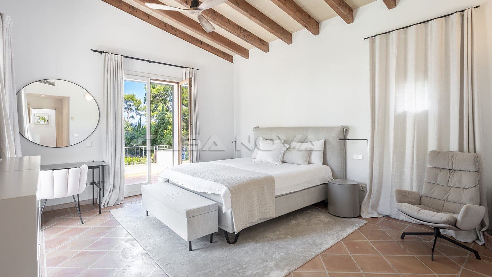 3 soverom Villa til salgs i Santa Ponsa med svømmebasseng garasje - € 2 550 000 (Ref: 9880261)