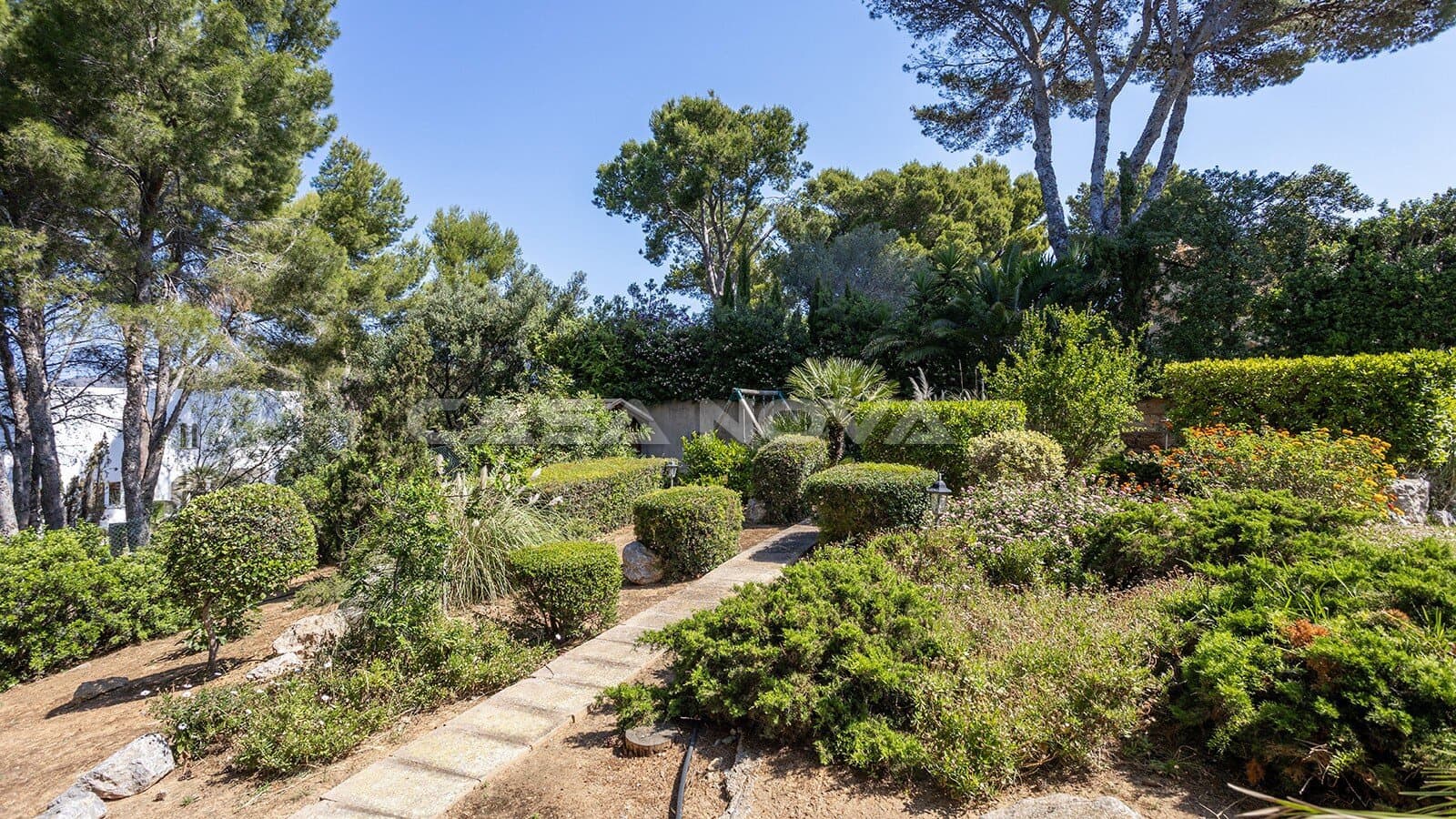 3 soverom Villa til salgs i Santa Ponsa med svømmebasseng garasje - € 2 550 000 (Ref: 9880261)
