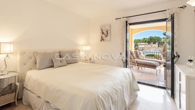 3 slaapkamer Appartement te koop in Santa Ponsa, Calvià met zwembad - € 980.000 (Ref: 9894970)