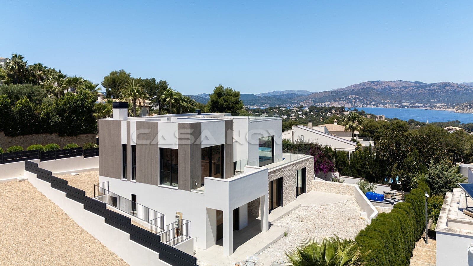 4 soveværelse Villa til salg i Santa Ponsa med swimmingpool - € 5.250.000 (Ref: 9895396)