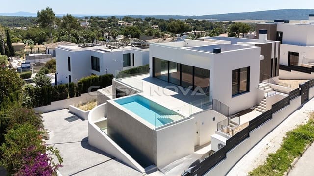 4 soveværelse Villa til salg i Santa Ponsa, Calvià med swimmingpool - € 5.250.000 (Ref: 9895396)