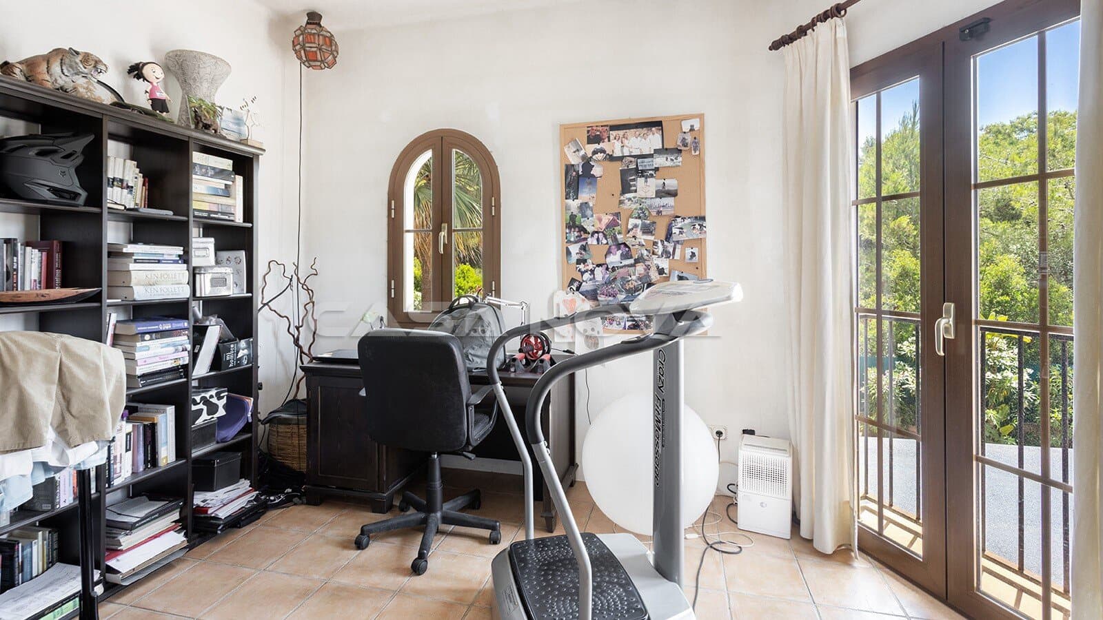3 bedroom Villa for sale in Santa Ponsa with pool - € 1,250,000 (Ref: 9921538)