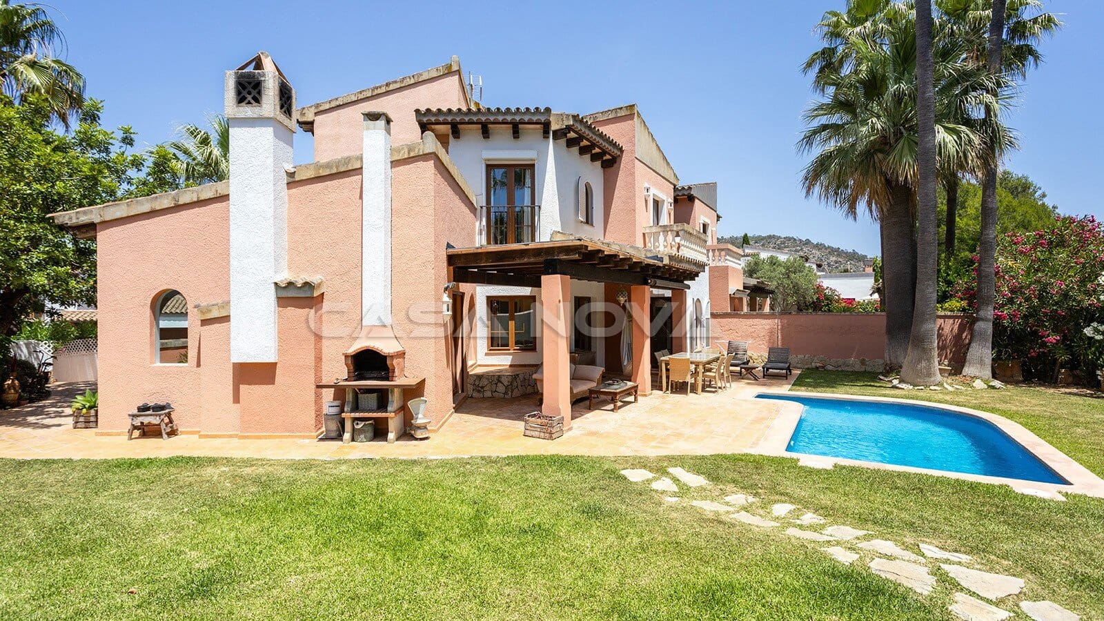 3 bedroom Villa for sale in Santa Ponsa with pool - € 1,250,000 (Ref: 9921538)