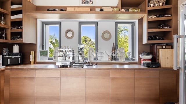 4 quarto Moradia para venda em Santa Ponsa, Calvià com piscina - 4 750 000 € (Ref: 9935077)