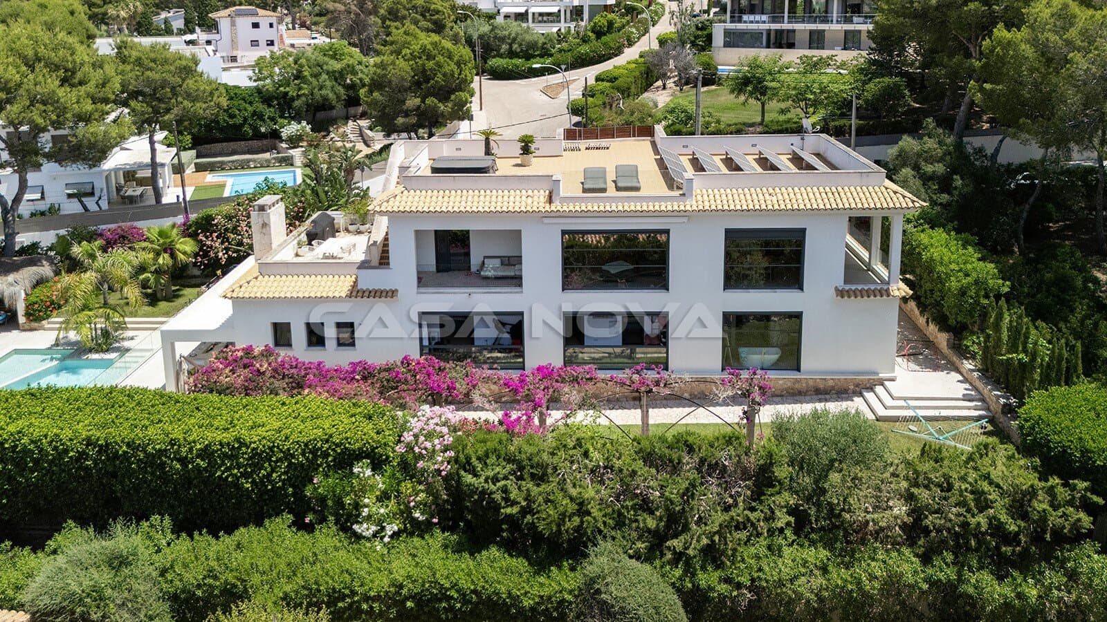 4 bedroom Villa for sale in Santa Ponsa with pool - € 4,750,000 (Ref: 9935077)