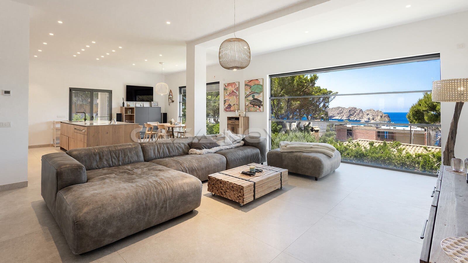 4 bedroom Villa for sale in Santa Ponsa with pool - € 4,750,000 (Ref: 9935077)
