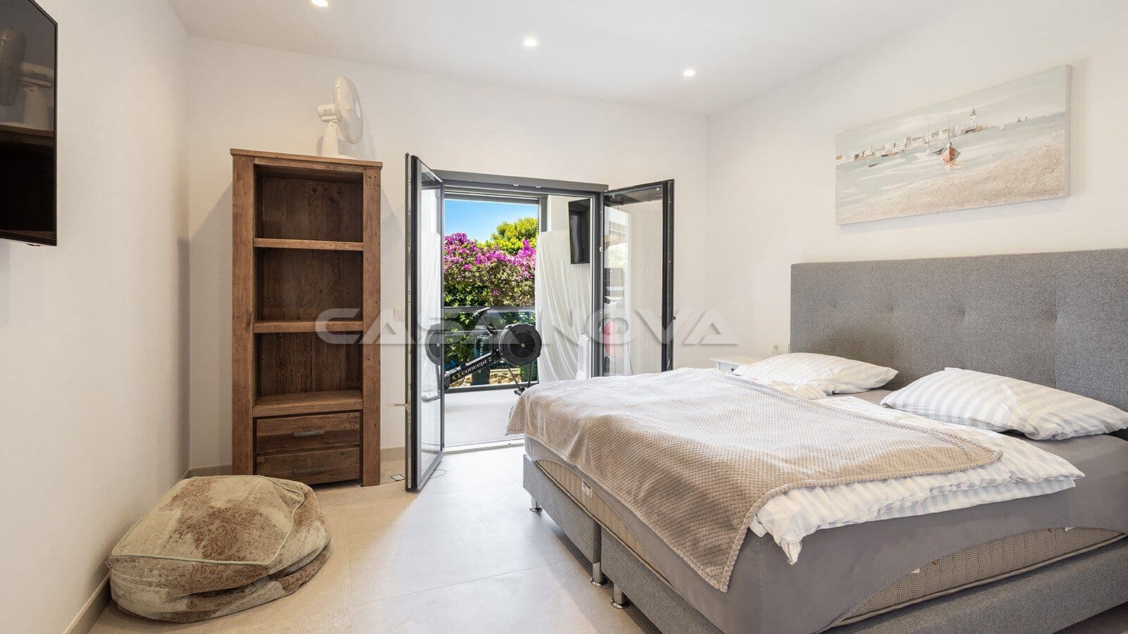 4 bedroom Villa for sale in Santa Ponsa with pool - € 4,750,000 (Ref: 9935077)