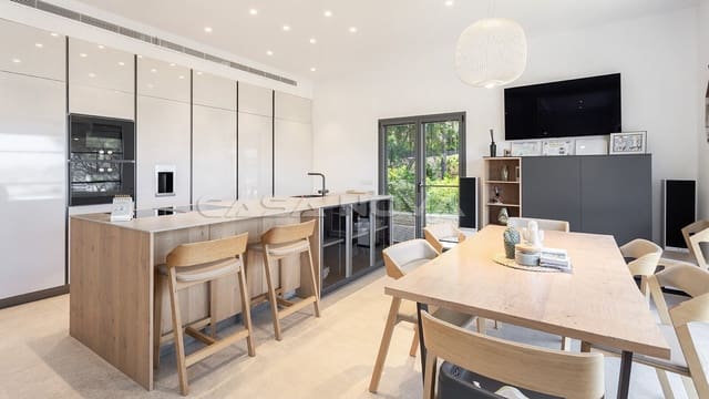 4 quarto Moradia para venda em Santa Ponsa, Calvià com piscina - 4 750 000 € (Ref: 9935077)