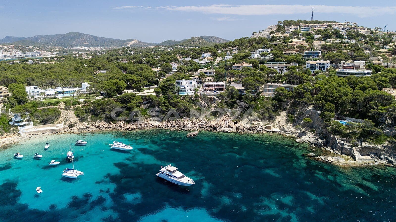 4 bedroom Villa for sale in Santa Ponsa with pool - € 4,750,000 (Ref: 9935077)