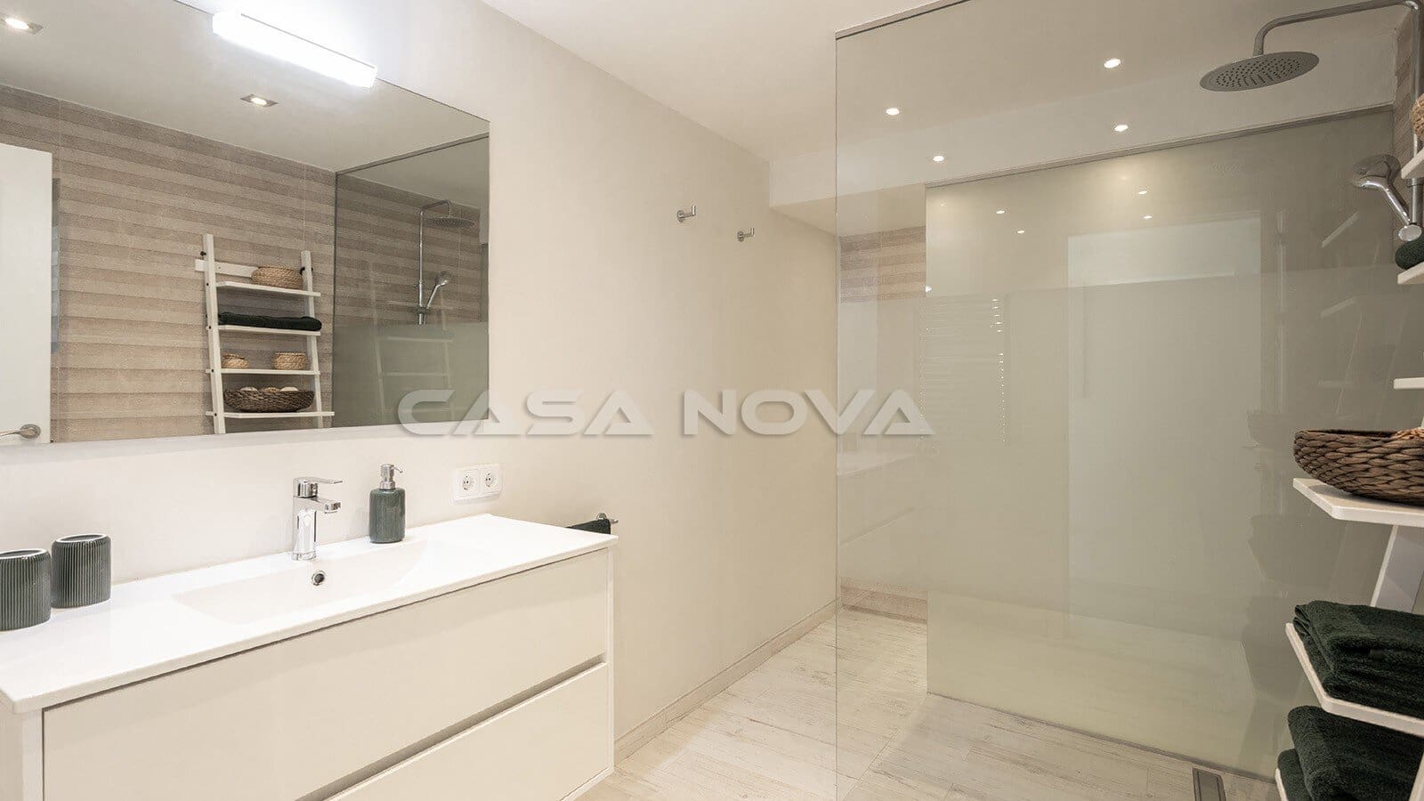 7 chambre Villa/Maison à vendre à Costa de la Calma avec piscine garage - 3 995 000 € (Ref: 9937033)