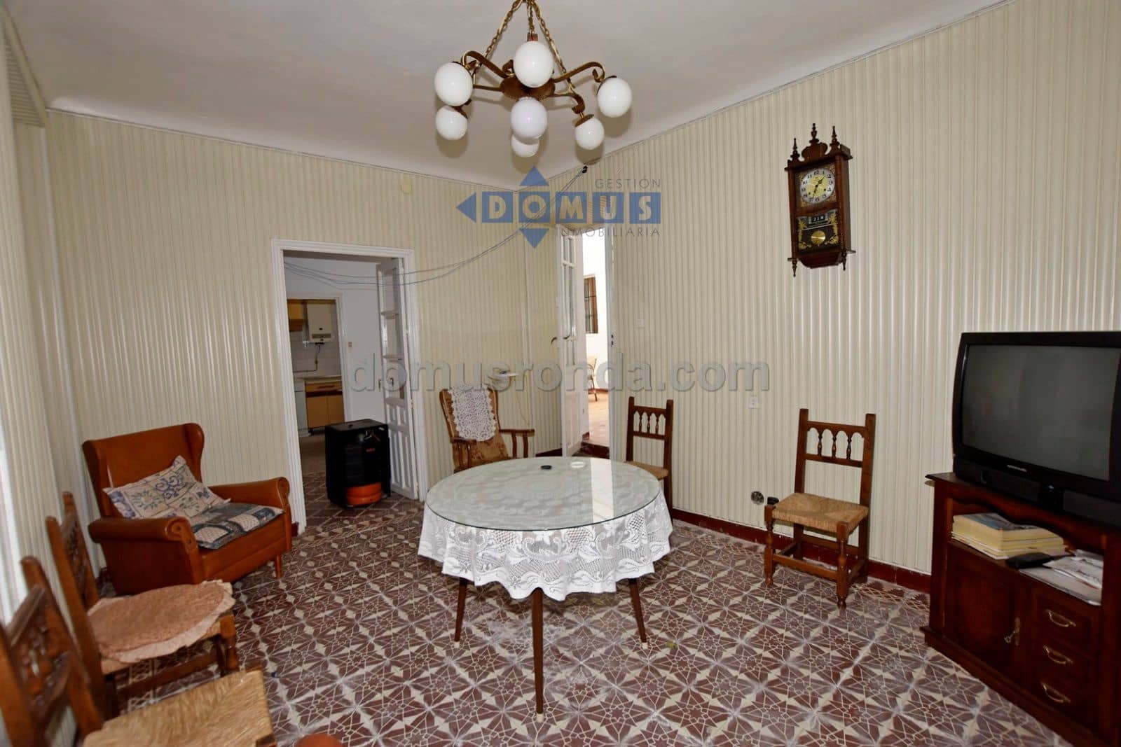 7 Zimmer Villa zu verkaufen in Cuevas del Becerro mit Pool Garage - 250.000 € (Ref: 10019334)