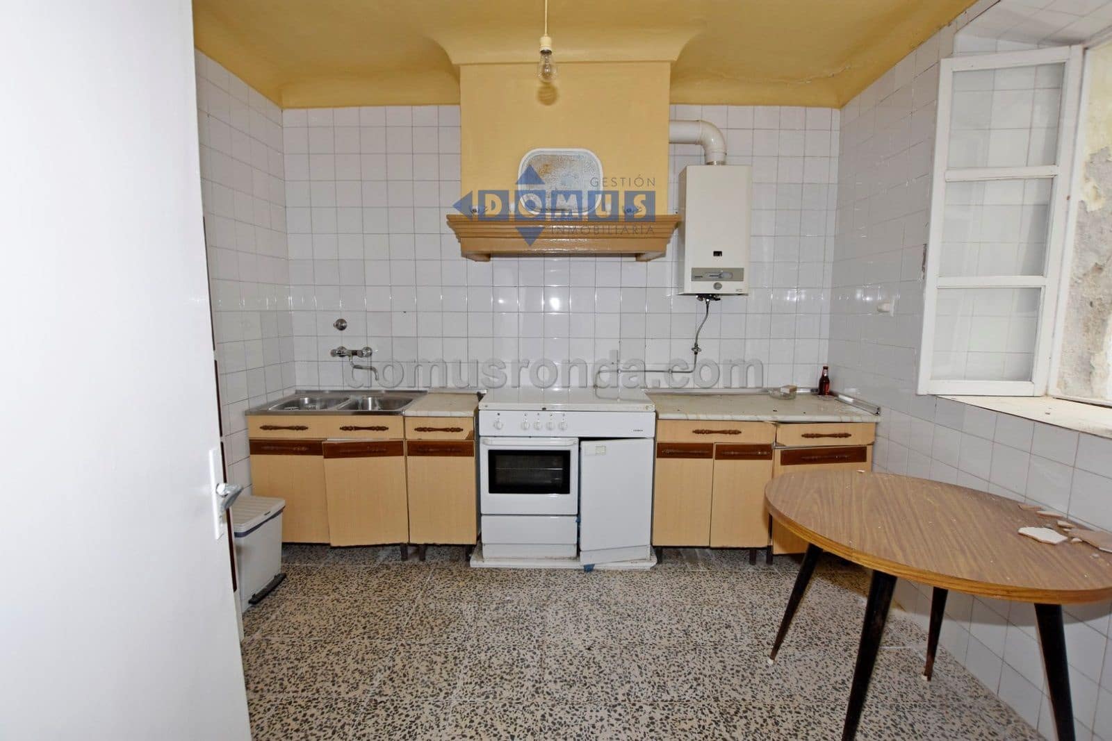 7 Zimmer Villa zu verkaufen in Cuevas del Becerro mit Pool Garage - 250.000 € (Ref: 10019334)