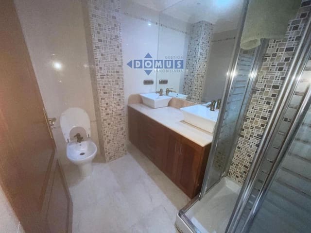 5 chambre Villa/Maison à vendre à Ronda avec garage - 200 000 € (Ref: 10026247)