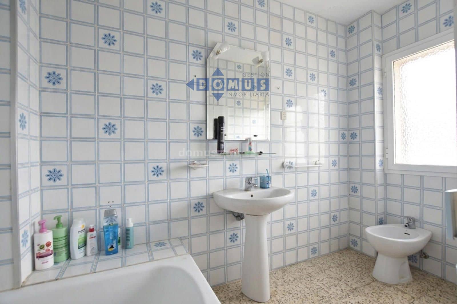 Piso de 3 habitaciones en Ronda en venta - 95.000 € (Ref: 10038998)