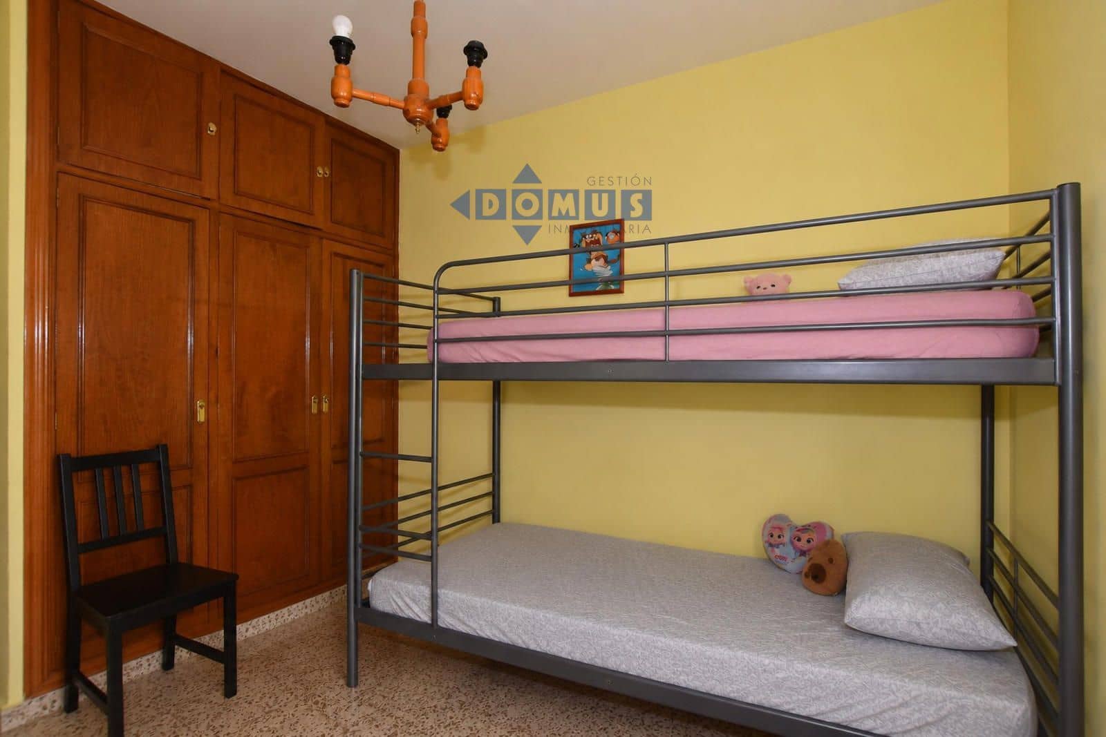 Piso de 3 habitaciones en Ronda en venta - 95.000 € (Ref: 10038998)