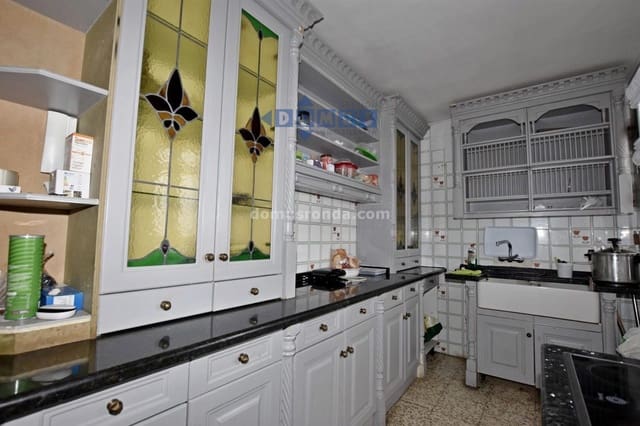 3 sovrum Lägenhet till salu i Ronda - 95 000 € (Ref: 10038998)