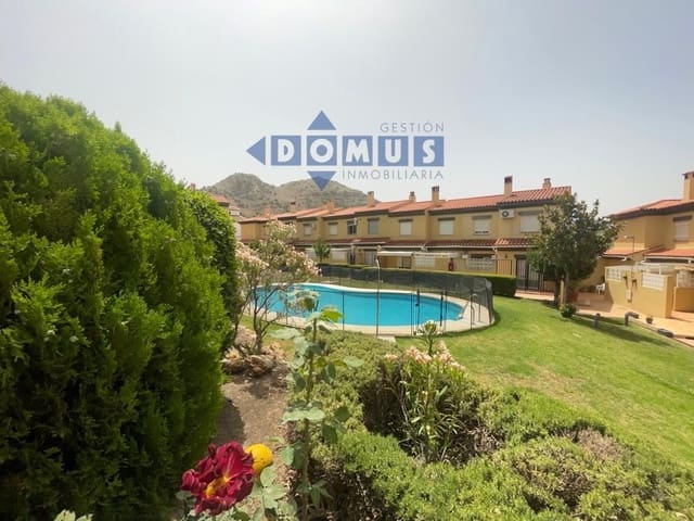 4 sovrum Hus till salu i Cuevas del Becerro med pool garage - 185 000 € (Ref: 10100497)