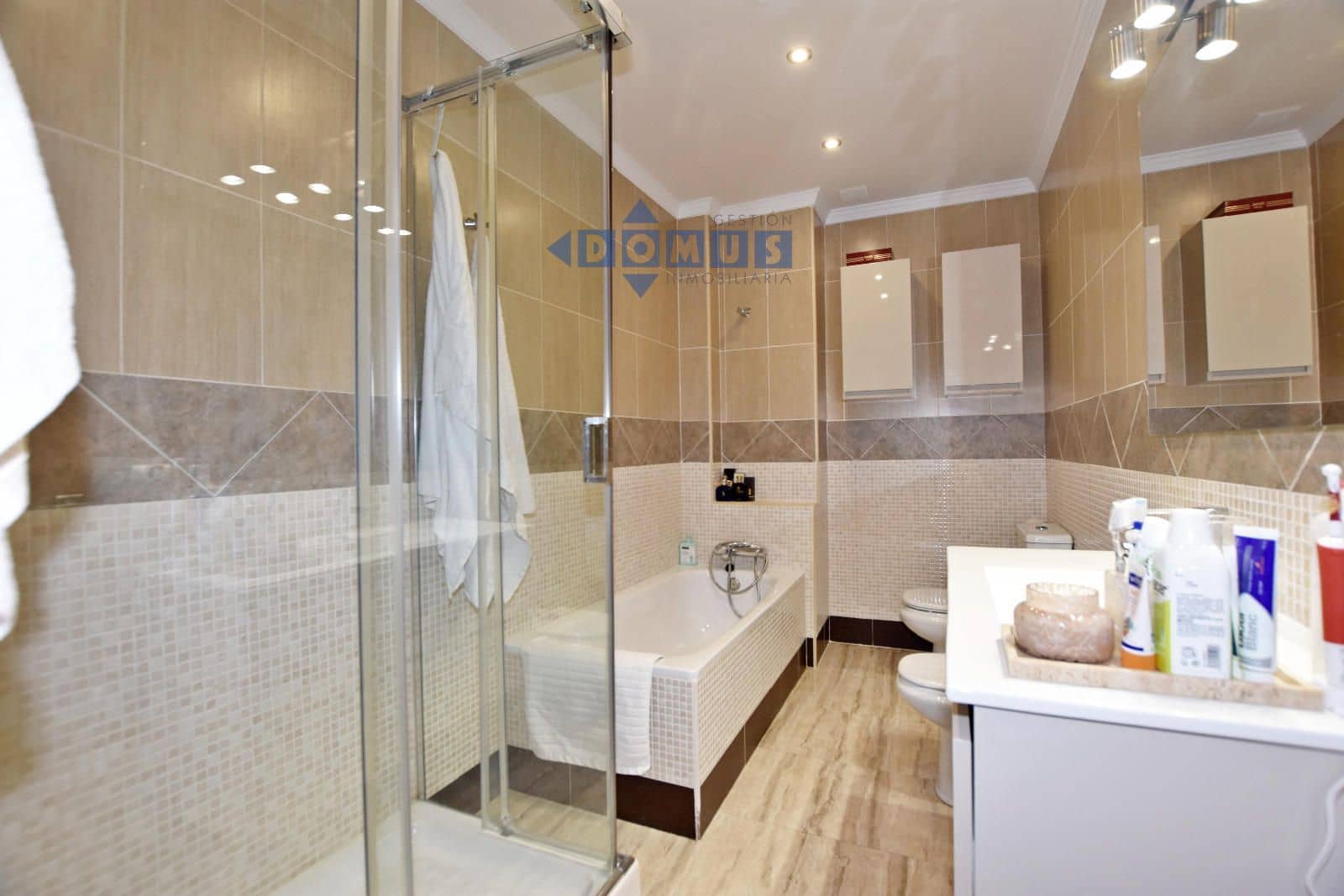 3 bedroom Flat for sale in Ronda with pool - € 420,000 (Ref: 10155501)