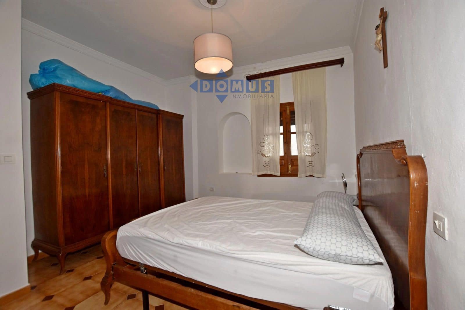 6 bedroom Villa for sale in Arriate - € 350,000 (Ref: 10156135)