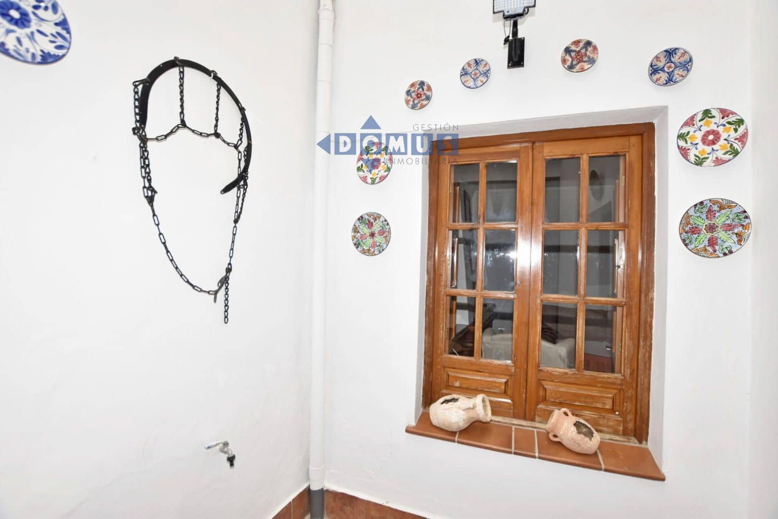 6 bedroom Villa for sale in Arriate - € 350,000 (Ref: 10156135)