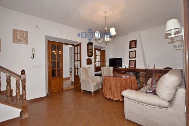 6 slaapkamer Villa te koop in Arriate - € 350.000 (Ref: 10156135)