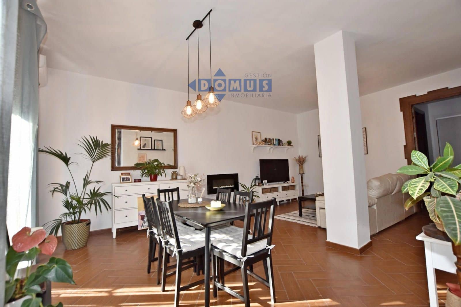 6 bedroom Villa for sale in Arriate - € 350,000 (Ref: 10156135)