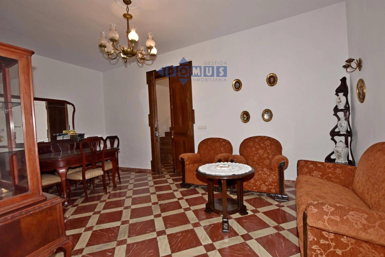 6 bedroom Villa for sale in Arriate - € 350,000 (Ref: 10156135)