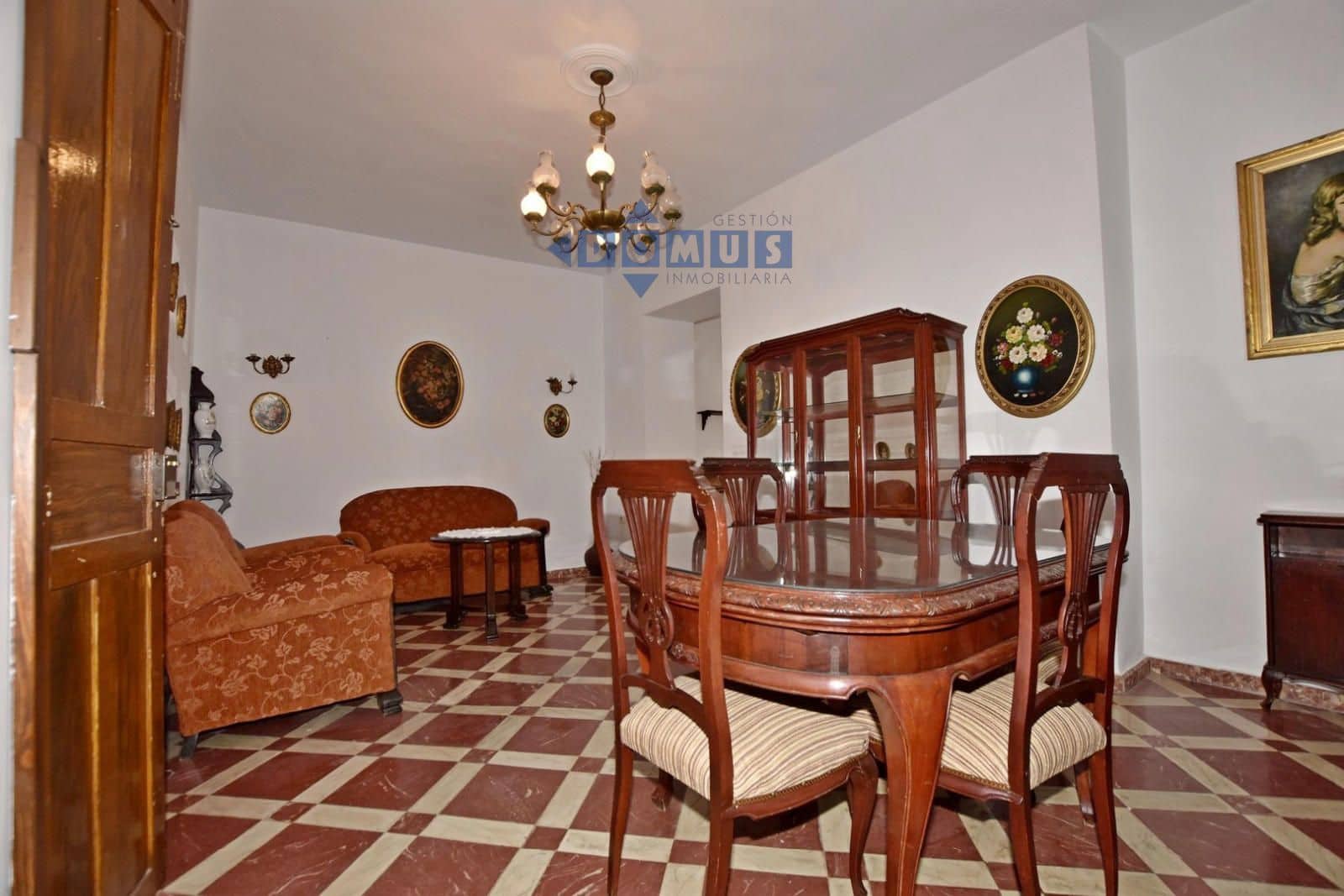 6 bedroom Villa for sale in Arriate - € 350,000 (Ref: 10156135)