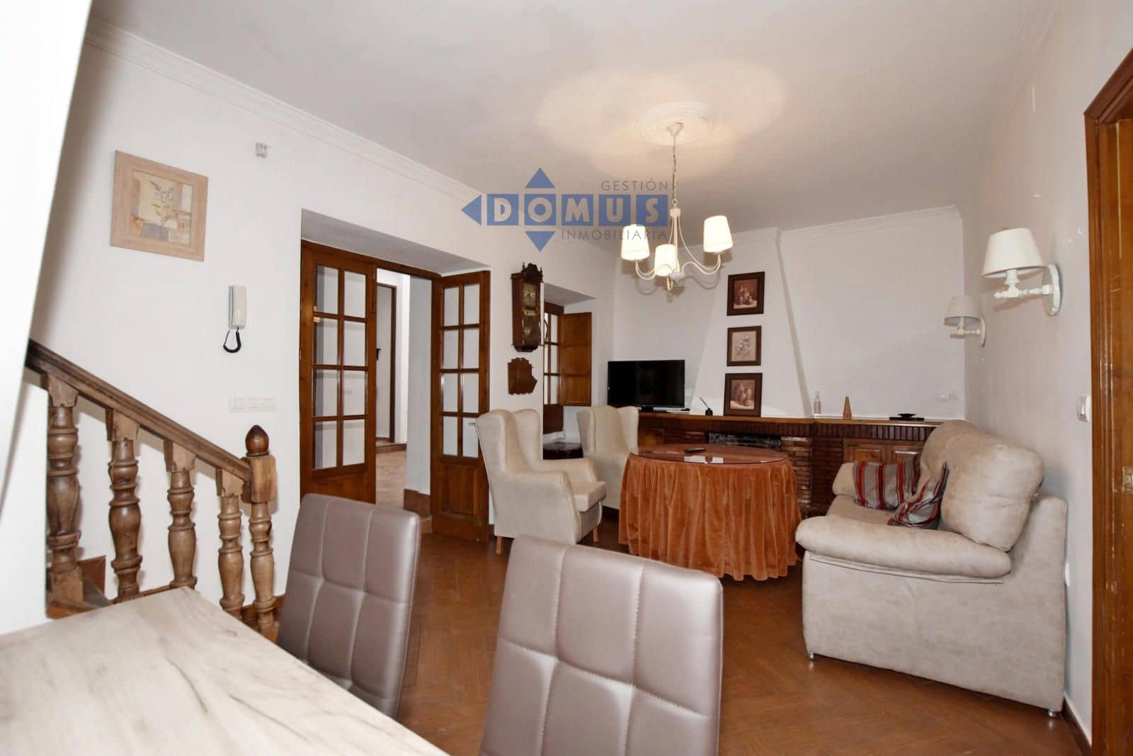 6 bedroom Villa for sale in Arriate - € 350,000 (Ref: 10156135)