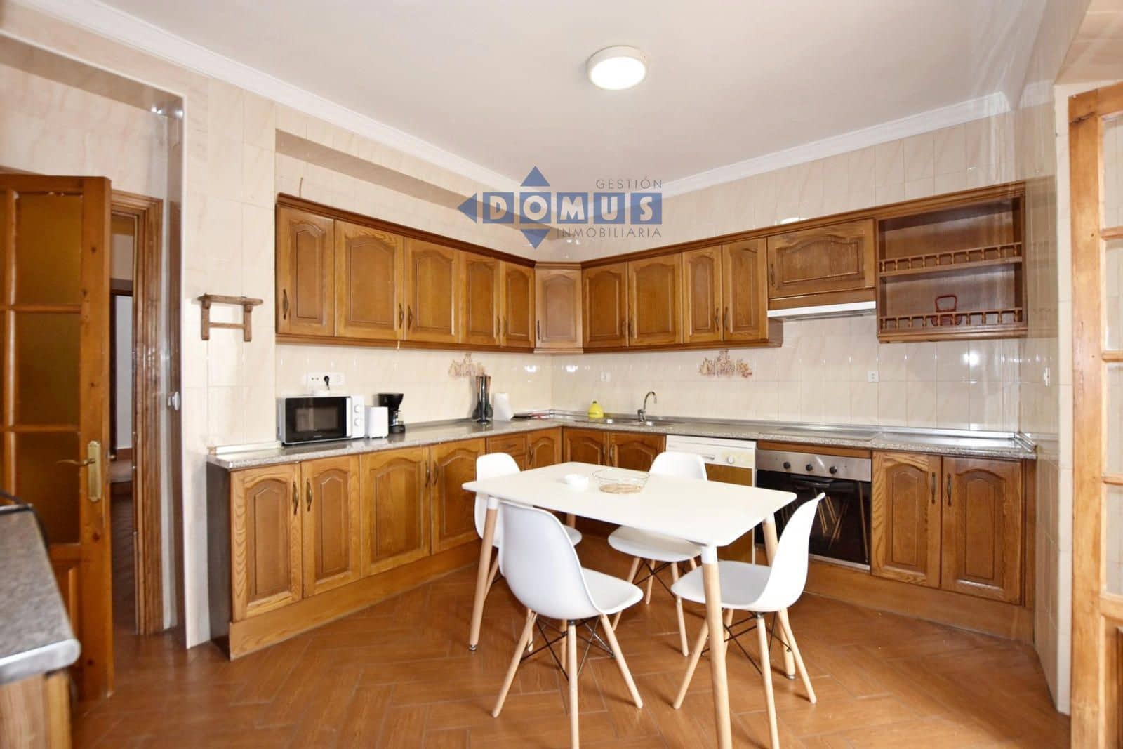 6 bedroom Villa for sale in Arriate - € 350,000 (Ref: 10156135)