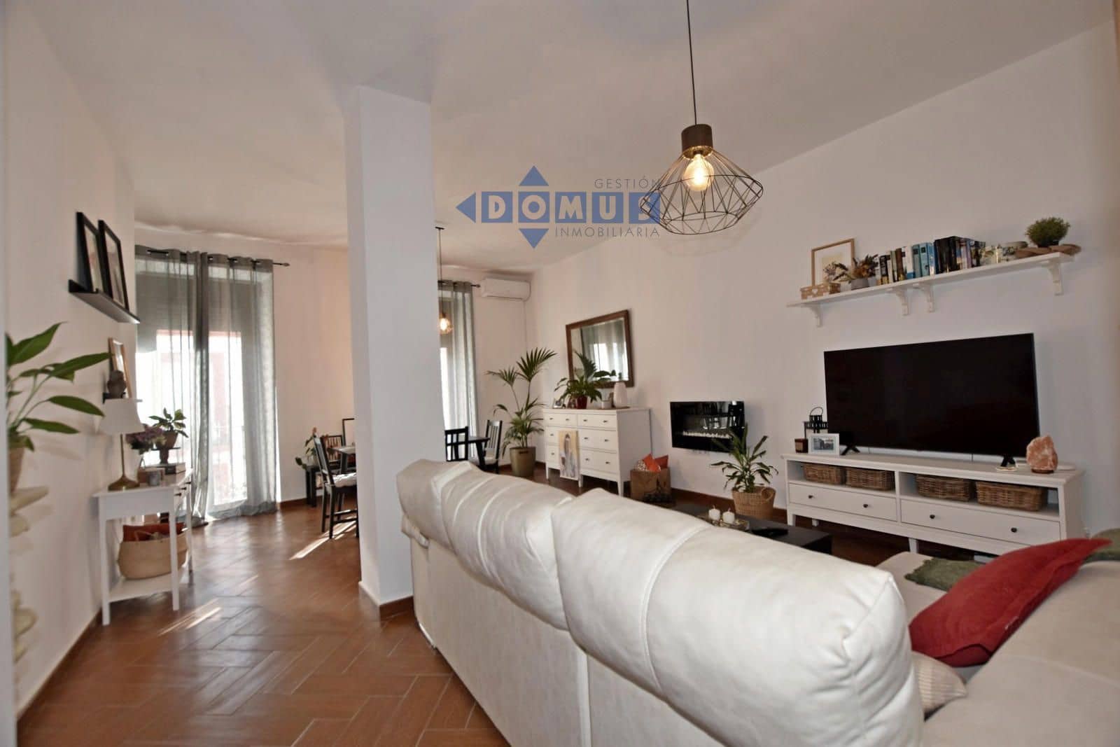 6 bedroom Villa for sale in Arriate - € 350,000 (Ref: 10156135)