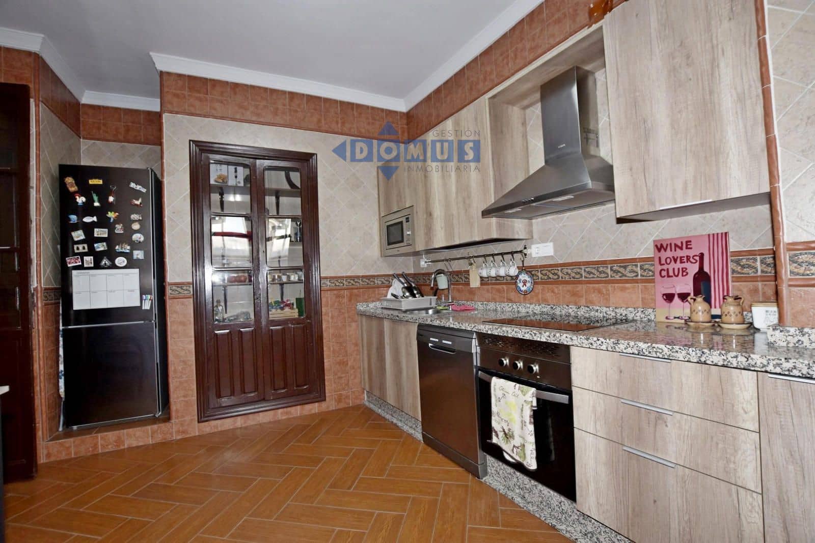 6 bedroom Villa for sale in Arriate - € 350,000 (Ref: 10156135)