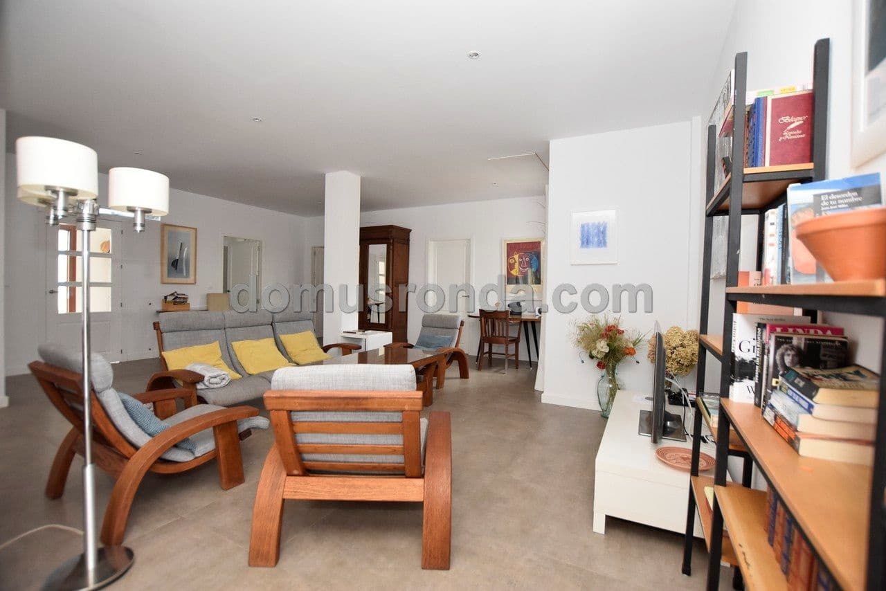 3 soveværelse Villa til salg i Ronda med swimmingpool garage - € 1.500.000 (Ref: 5097545)