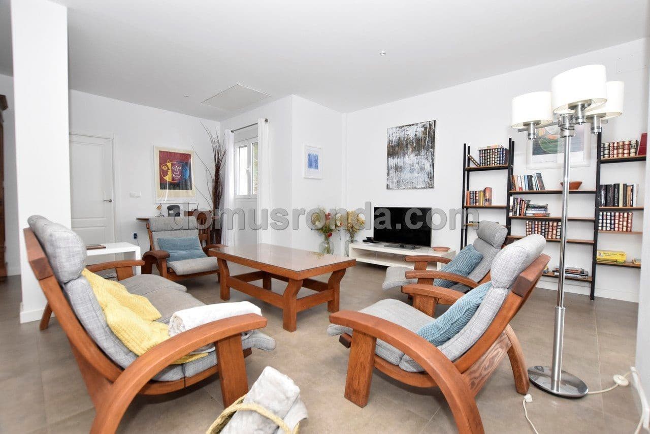 3 soveværelse Villa til salg i Ronda med swimmingpool garage - € 1.500.000 (Ref: 5097545)