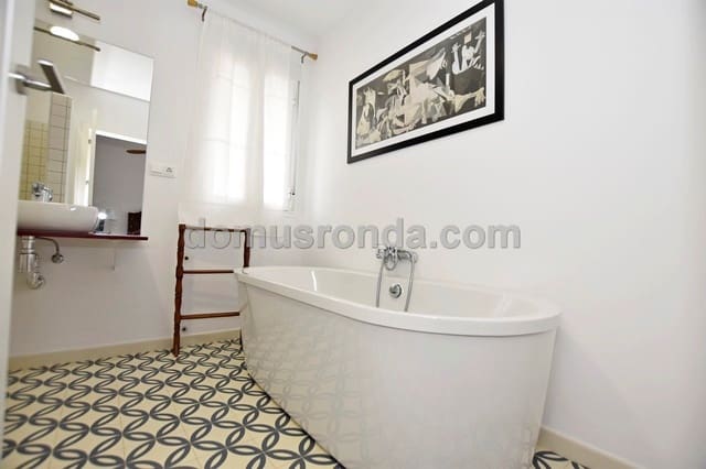 Chalet de 3 habitaciones en Ronda en venta con piscina garaje - 1.500.000 € (Ref: 5097545)