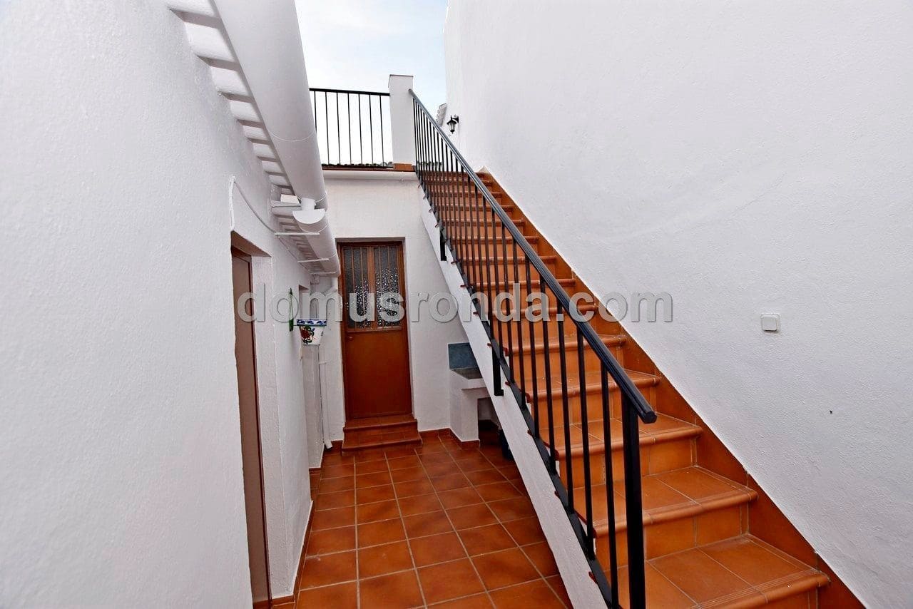 3 sovrum Villa till salu i Ronda - 185 000 € (Ref: 5098175)