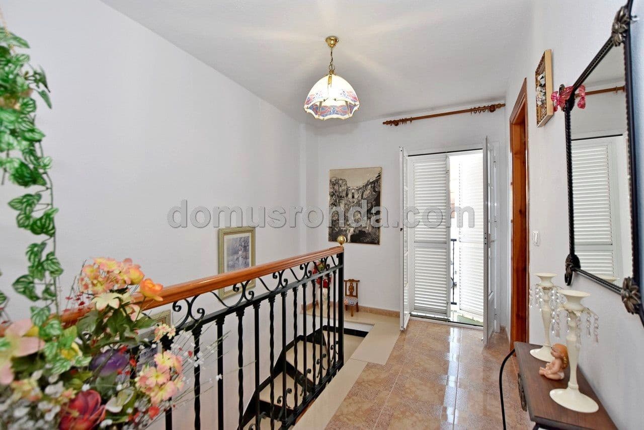 3 sovrum Villa till salu i Ronda - 185 000 € (Ref: 5098175)