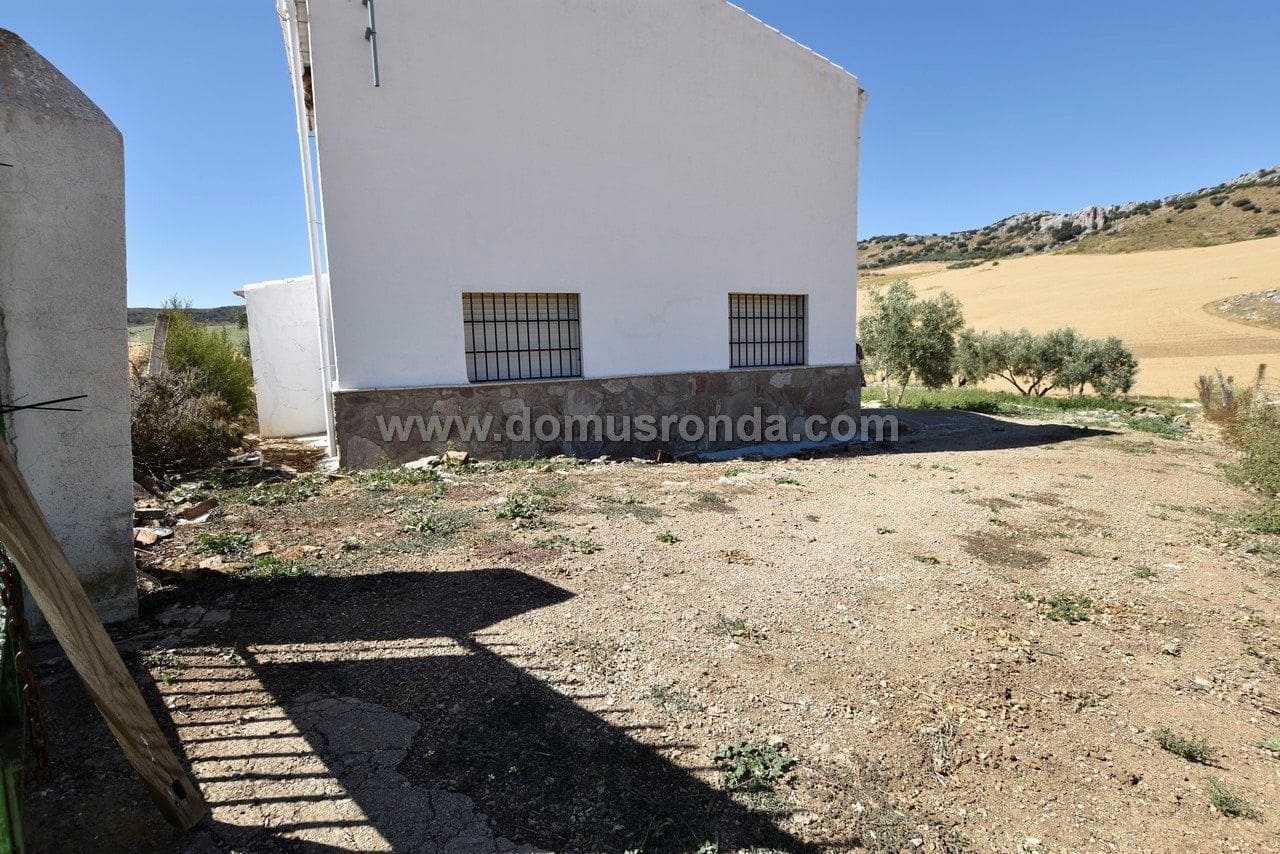 Willa na sprzedaż w Cuevas del Becerro - 89 000 € (Ref: 5516709)