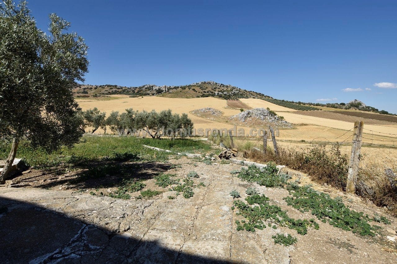 Willa na sprzedaż w Cuevas del Becerro - 89 000 € (Ref: 5516709)