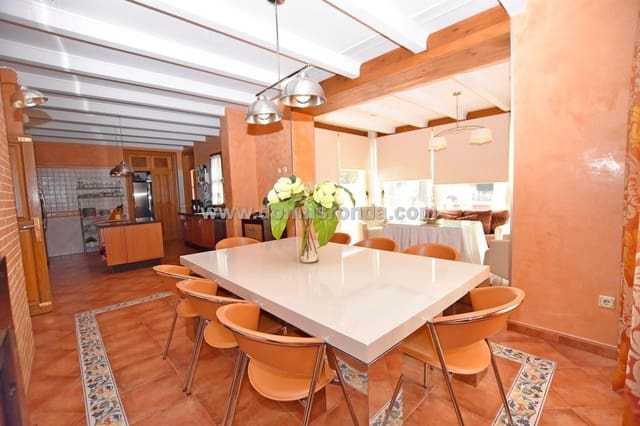 5 soverom Villa til salgs i Ronda med svømmebasseng garasje - € 750 000 (Ref: 5516722)