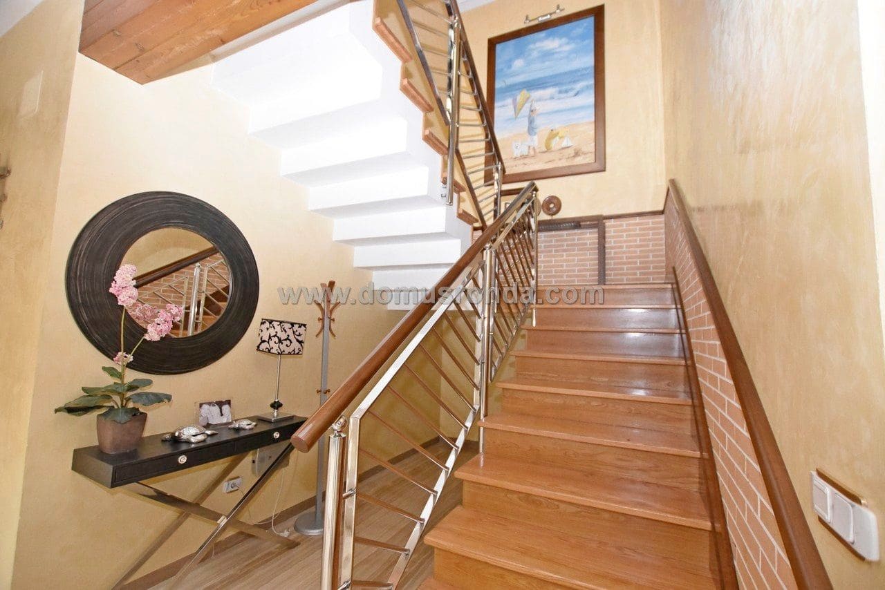 5 soveværelse Villa til salg i Ronda med swimmingpool garage - € 750.000 (Ref: 5516722)