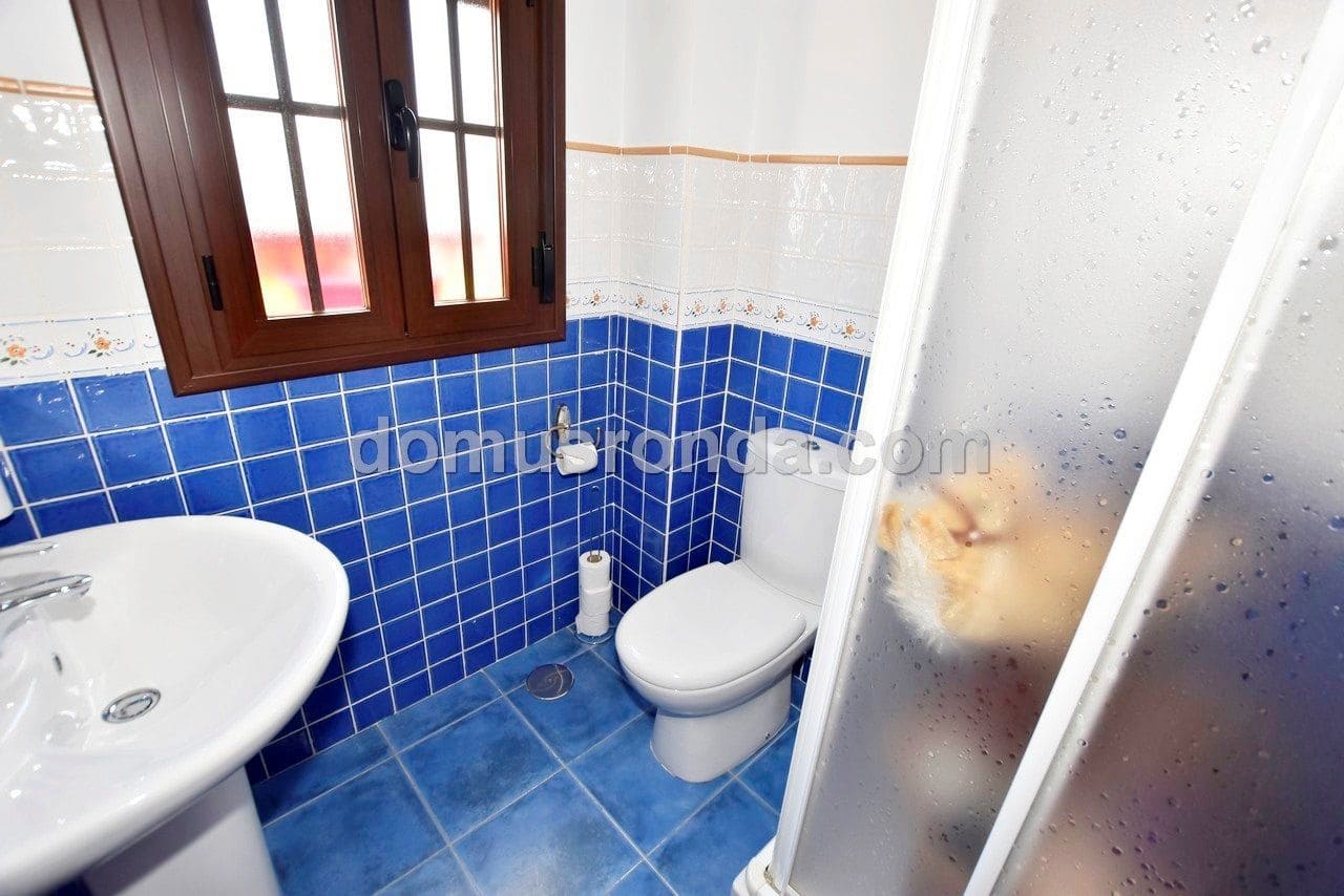 3 soveværelse Villa til salg i Ronda med swimmingpool - € 260.000 (Ref: 5521942)