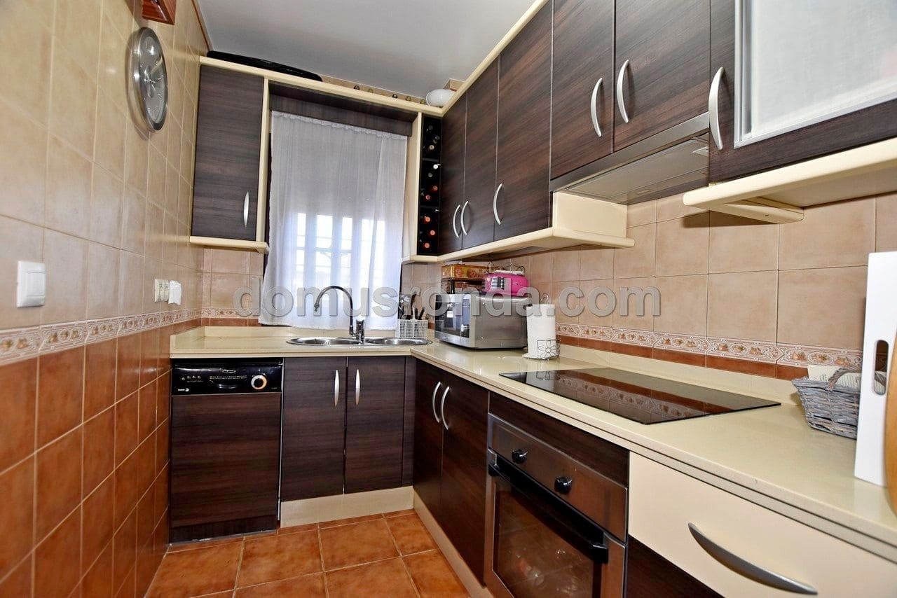 3 soveværelse Villa til salg i Ronda med swimmingpool - € 260.000 (Ref: 5521942)