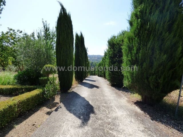 Chalet de 4 habitaciones en Ronda en venta con piscina garaje - 630.000 € (Ref: 5521944)