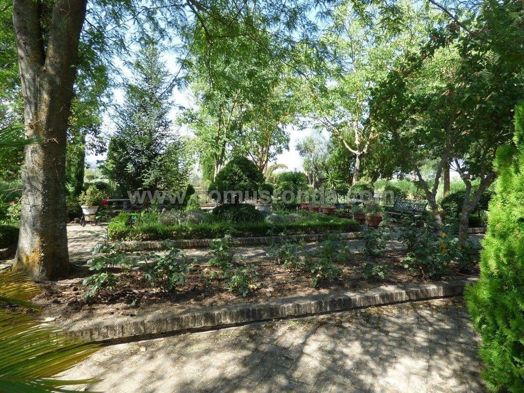 4 soveværelse Villa til salg i Ronda med swimmingpool garage - € 630.000 (Ref: 5521944)