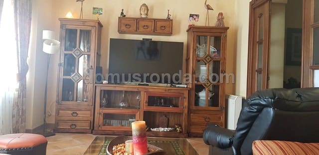 3 makuuhuone Asunto myytävänä paikassa El Burgo - 100 000 € (Ref: 5635398)