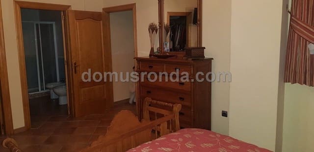 3 makuuhuone Asunto myytävänä paikassa El Burgo - 100 000 € (Ref: 5635398)