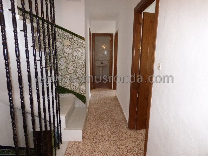 6 sypialnia Willa na sprzedaż w Igualeja - 97 000 € (Ref: 5918178)