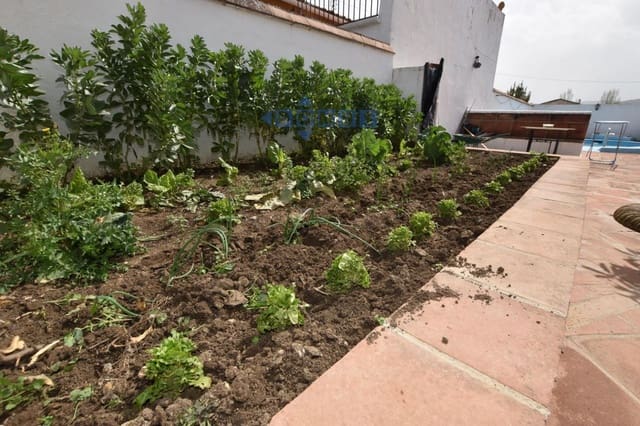 5 makuuhuone Huvila myytävänä paikassa Ronda mukana uima-altaan 
autotalli - 650 000 € (Ref: 6237515)