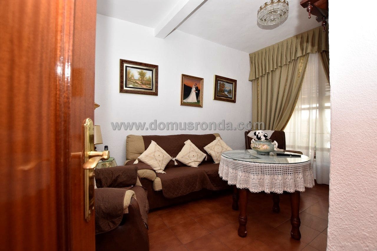 10 bedroom Villa for sale in Ronda - € 380,000 (Ref: 6240870)